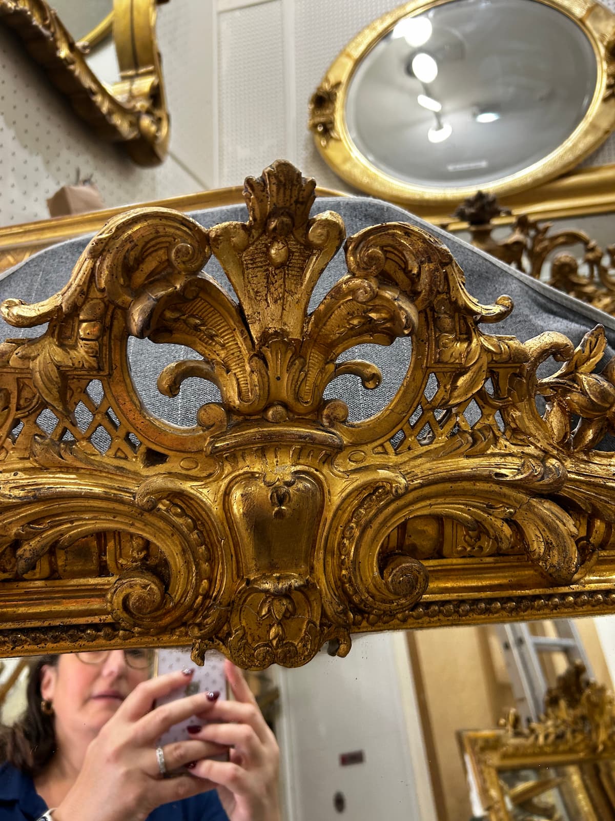 Miroir d'époque Napoléon III modèle louis XV – Image 2