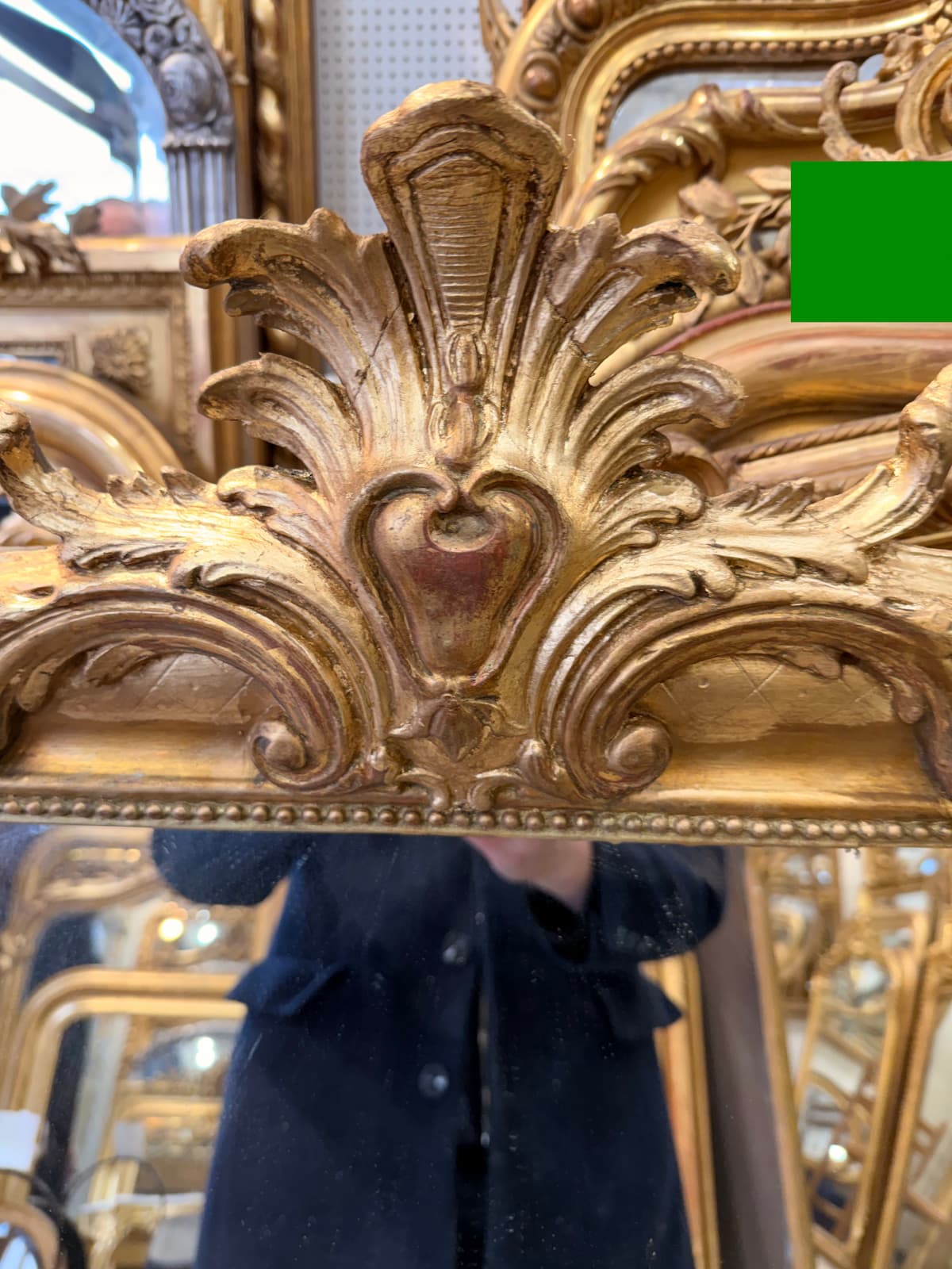 Paire de Miroirs d’époque Louis-Philippe fronton Louis XV (cliquer sur la photo principale) – Image 6